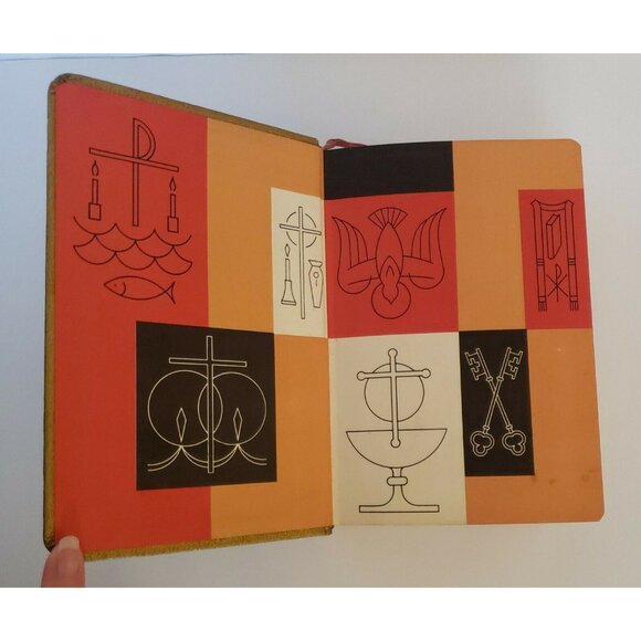 The Catholic Missal Mid Century Gold Hardcover Holy Liturgy Devotion Prayers 60s - Picture 1 of 12